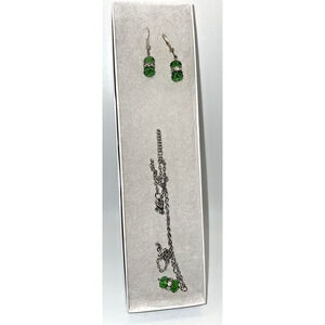 JC Penney green silver necklace and earrings